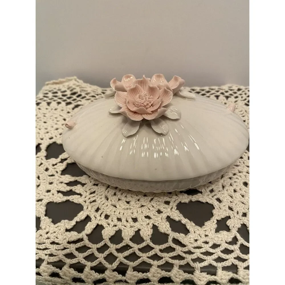 Vintage Trinket Box / Jewelry Box Chase Japan Porcelain Pink Rose Lid. 6 Inches‎